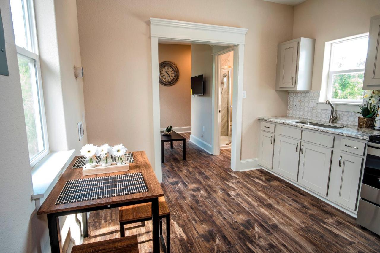 Beautiful Guest House On New Built Home Near Downtown San Antonio Eksteriør bilde